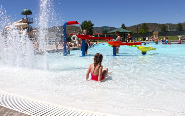 Deer Creek Outdoor Pool